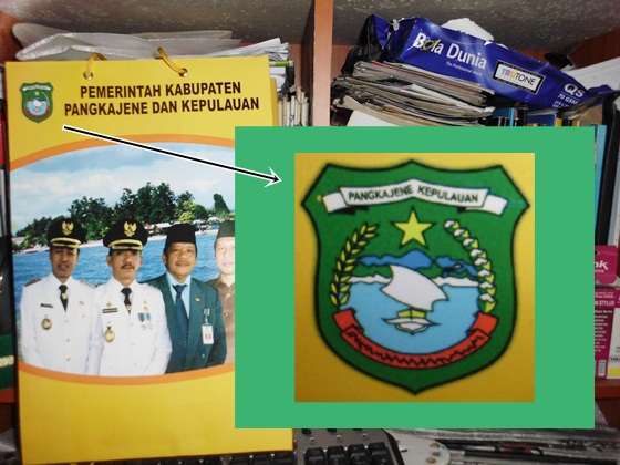  Penulisan nama kabupaten yang seringkali salah pada Lambang Daerah (foto: mfaridwm)