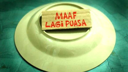 Maaf, lagi puasa!