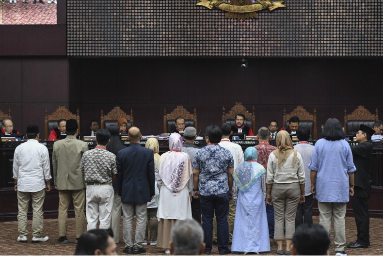 Para Saksi dari pihak pemohon, Capres 02, di ruang sidang MK. (foto: ist/palontaraq)