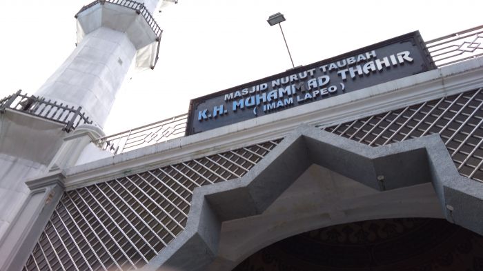 Masjid KH MUhammad Thahir (Imam Lapeo). (foto: ist/palontaraq)