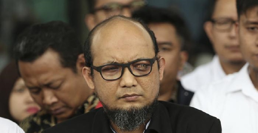 Wabah Sintingisme Bola mata Novel Baswedan akibat disiram air keras. (foto: ist/palontaraq)