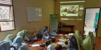 Santri Putri IMMIM Ikuti Program Pesantren Sehat