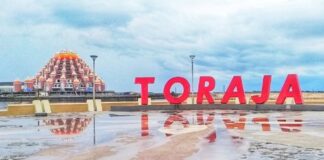 Menyapa Budaya Toraja di Anjungan Pantai Losari "Toraja" di Anjungan Pantai Losari Makassar. (foto: ist/*)